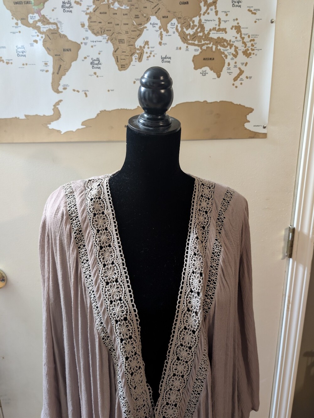 One The Land Taupe Boho Lace Kimono Duster Cardigan Size M Long Beach Cover Up